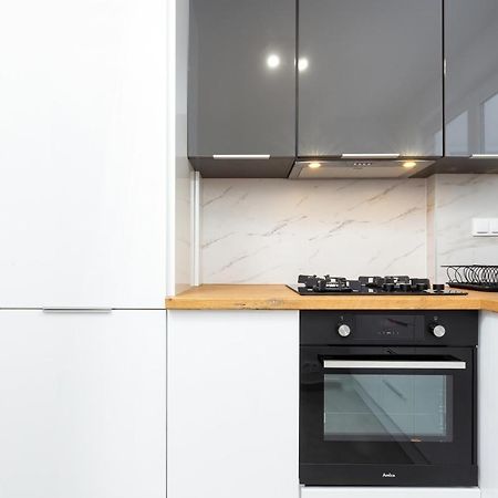 Studio City Center Zlota Street By Renters Varšava Exteriér fotografie